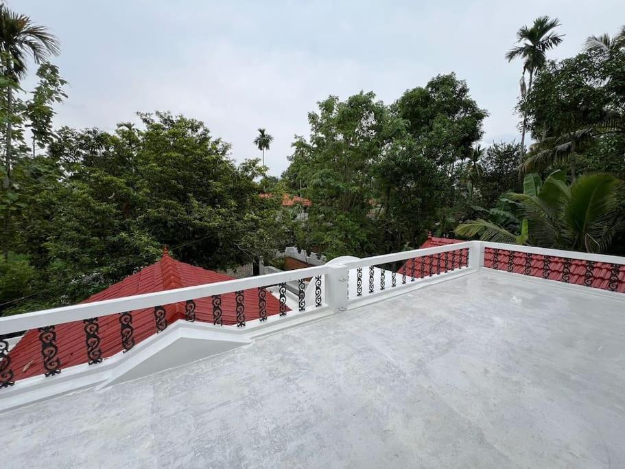 Kalarikkal House Villa Kochi Bagian luar foto